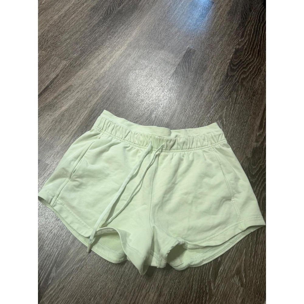 Lululemon Inner Glow High-Rise Short 3 French Terry Lime Green Size 8